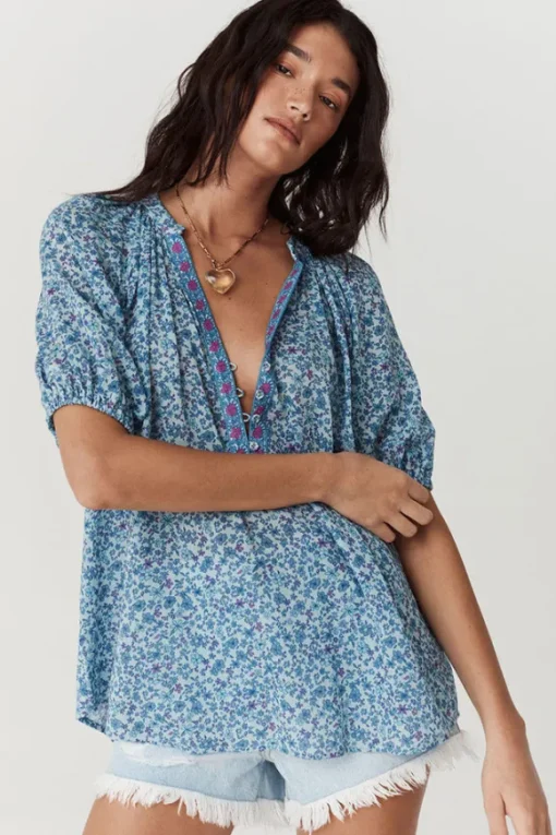 Love Jetty Short Sleeve Blouse